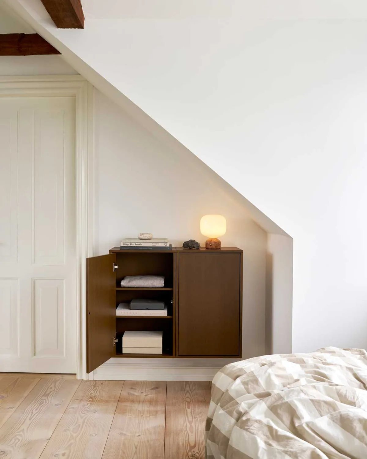 ReCollector Wall Cabinet og Laundry Box i Dark Oak